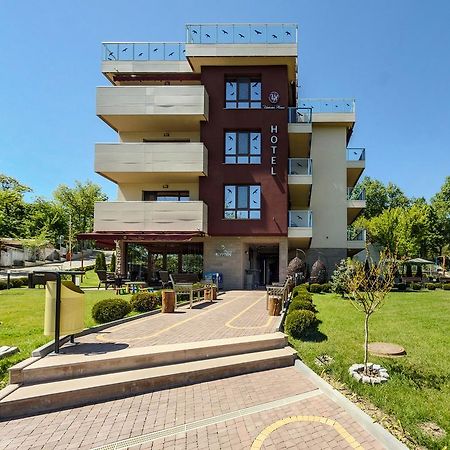Hotel Victoriya'S House Chisaria Zewnętrze zdjęcie