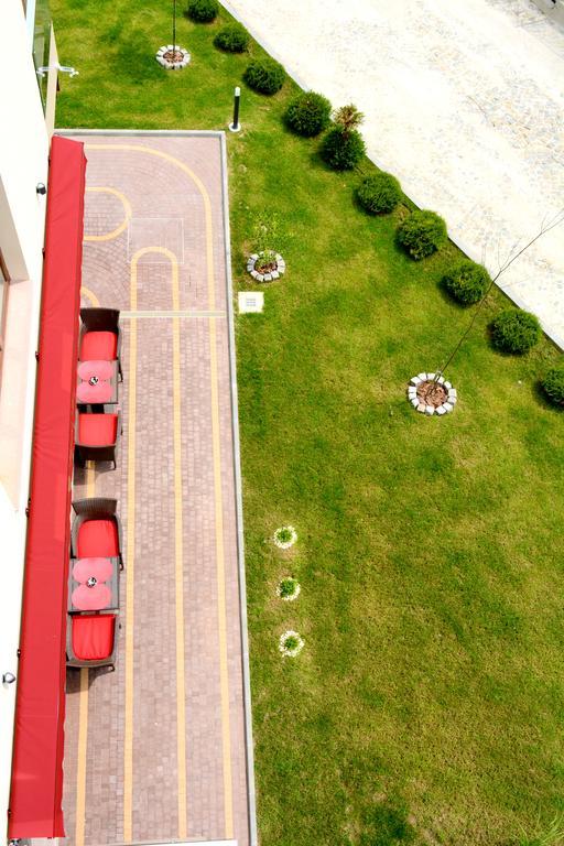 Hotel Victoriya'S House Chisaria Zewnętrze zdjęcie